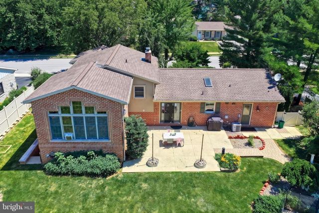 1188 MARIE AVE, Ephrata, PA 17522
