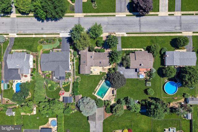 1188 MARIE AVE, Ephrata, PA 17522