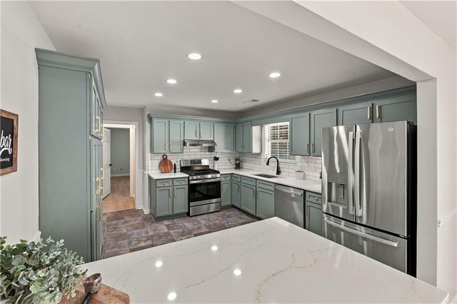3900 Maple Wood Trail, Buford, GA 30518