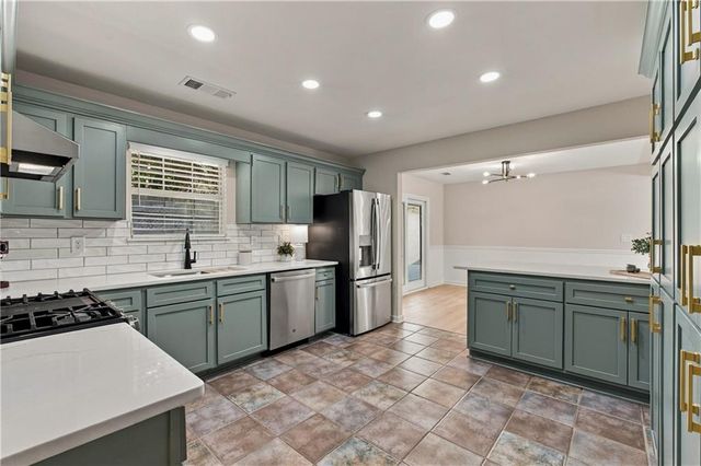 3900 Maple Wood Trail, Buford, GA 30518