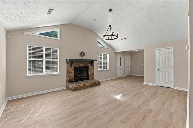 3900 Maple Wood Trail, Buford, GA 30518