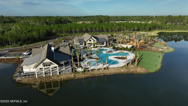 76565 WINTERFIELD Drive, Yulee, FL 32097