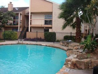 10203 Forum Park Drive 142, Houston, TX 77036