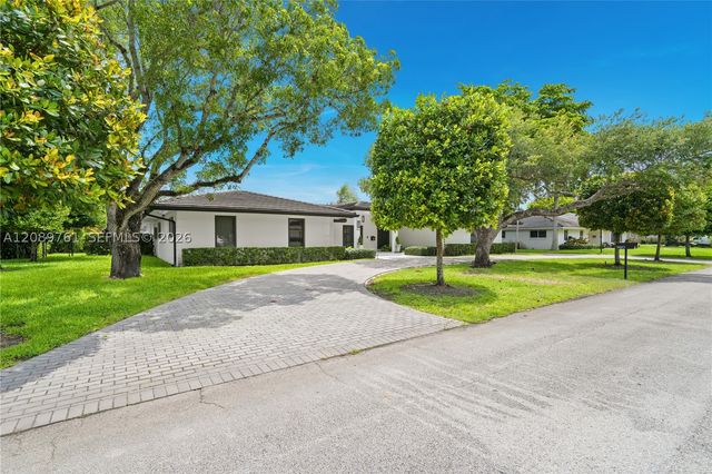 7420 SW 109th Ter, Pinecrest, FL 33156