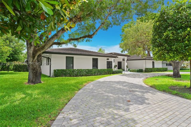 7420 SW 109th Ter, Pinecrest, FL 33156