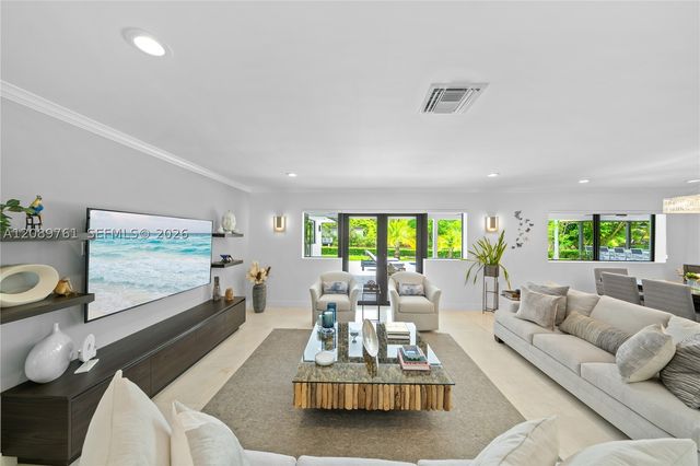 7420 SW 109th Ter, Pinecrest, FL 33156