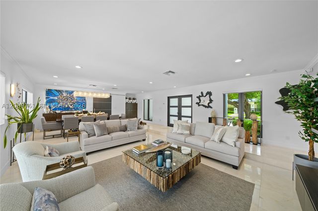 7420 SW 109th Ter, Pinecrest, FL 33156