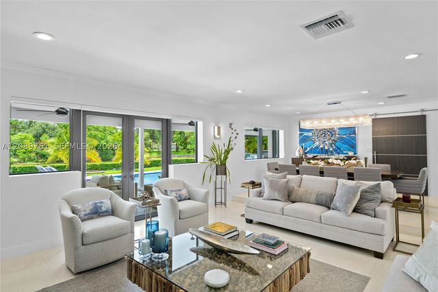 7420 SW 109th Ter, Pinecrest, FL 33156