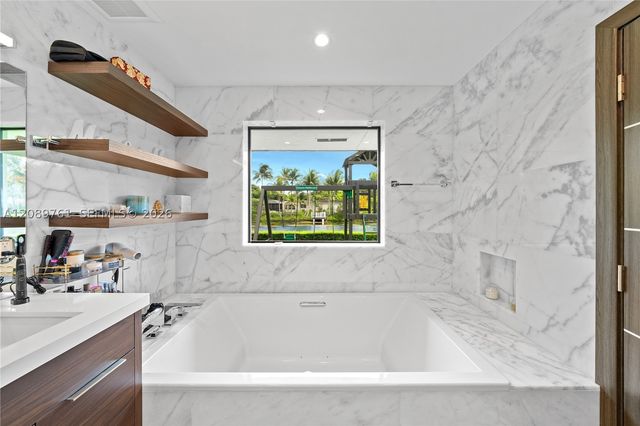 7420 SW 109th Ter, Pinecrest, FL 33156