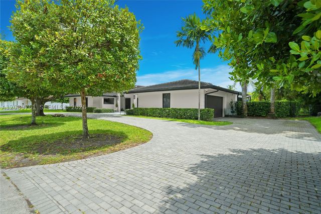 7420 SW 109th Ter, Pinecrest, FL 33156