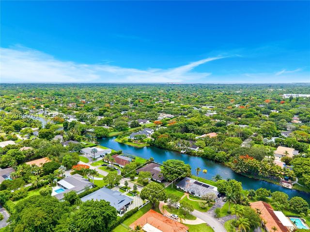 7420 SW 109th Ter, Pinecrest, FL 33156