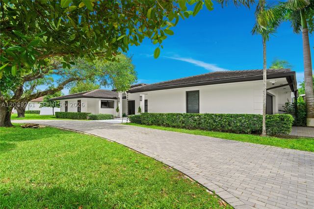 7420 SW 109th Ter, Pinecrest, FL 33156