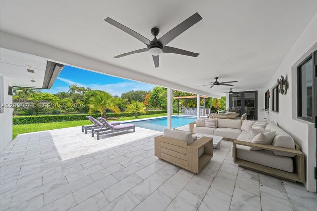 7420 SW 109th Ter, Pinecrest, FL 33156