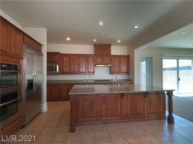 496 VIA PALERMO Drive, Henderson, NV 89011