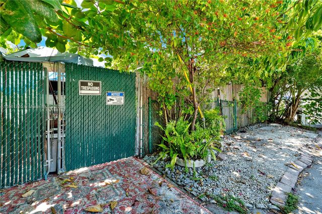 2305 NE 135th Ter, North Miami Beach, FL 33181