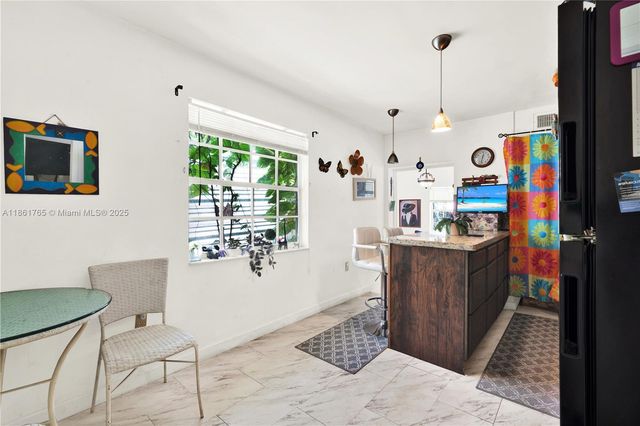 2305 NE 135th Ter, North Miami Beach, FL 33181