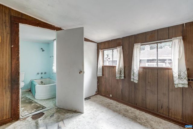 918 KING ST, Charlottesville, VA 22903