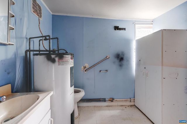 918 KING ST, Charlottesville, VA 22903