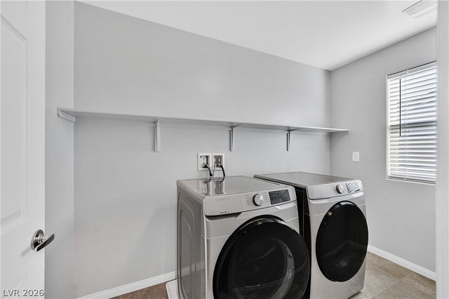 6631 Rocky Reef Street, Las Vegas, NV 89149