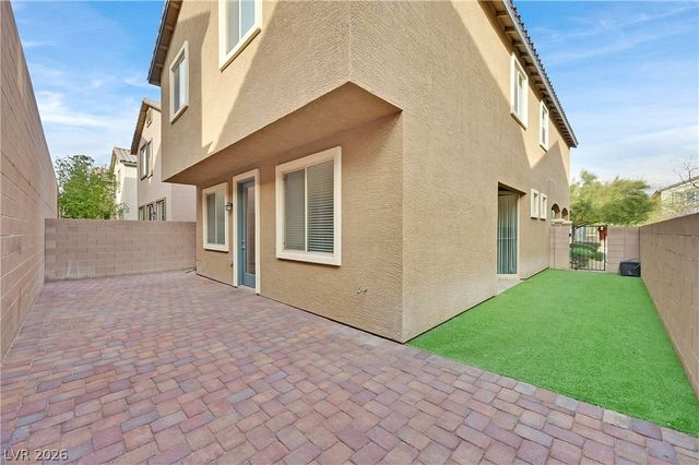 6631 Rocky Reef Street, Las Vegas, NV 89149