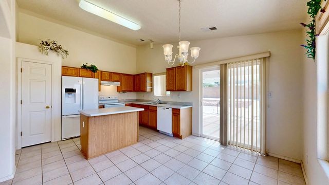 909 Benjamin Drive SE, Rio Rancho, NM 87124