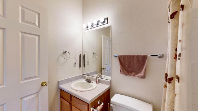 909 Benjamin Drive SE, Rio Rancho, NM 87124