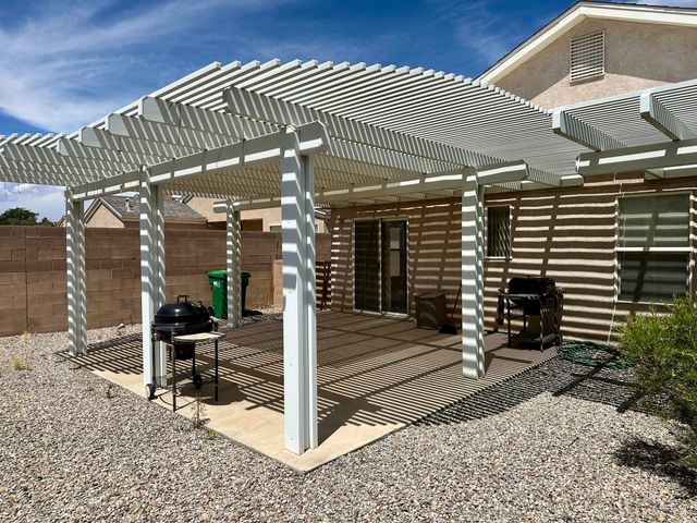 909 Benjamin Drive SE, Rio Rancho, NM 87124