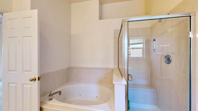 909 Benjamin Drive SE, Rio Rancho, NM 87124