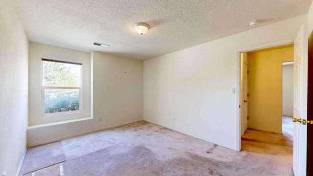 909 Benjamin Drive SE, Rio Rancho, NM 87124