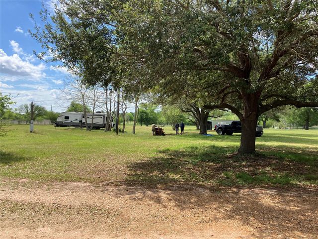 10250 Jenny Lynn Lane, Chappell Hill, TX 77426