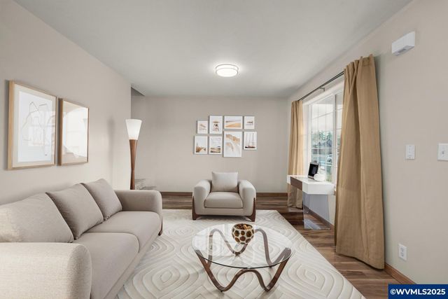 1061 Argon Av, Eugene, OR 97404