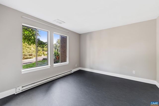 583 SOUTHAMPTON CT, Charlottesville, VA 22901