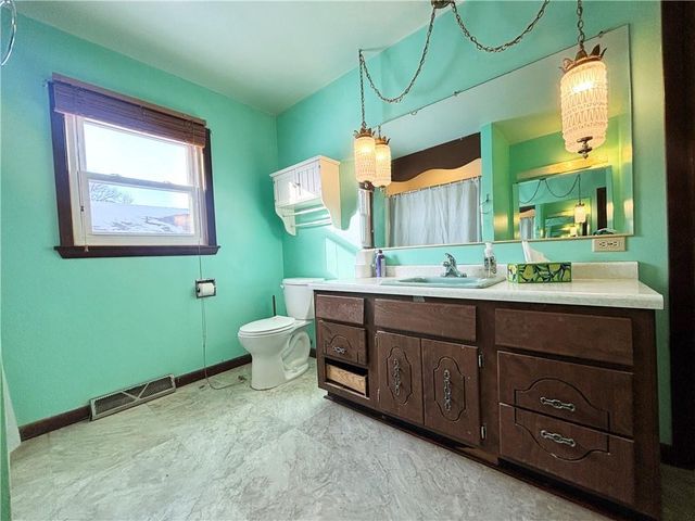 507 W Humbird Street, Rice Lake, WI 54868