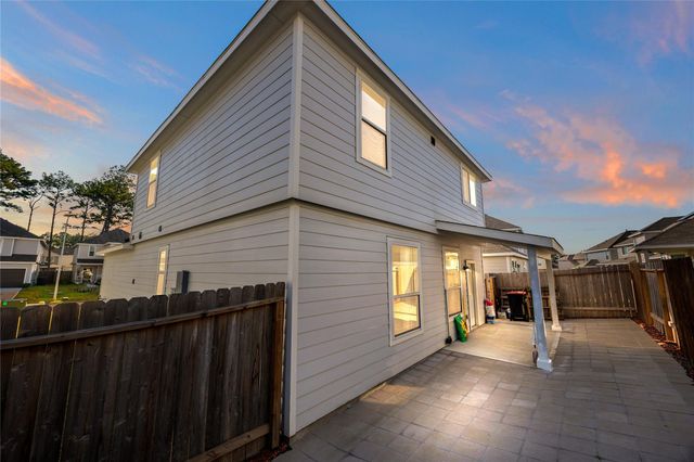 22107 King Heights Lane, Houston, TX 77073