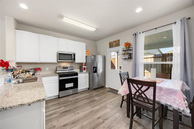 22107 King Heights Lane, Houston, TX 77073