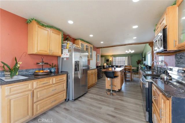 200 Island View, Lakeport, CA 95453