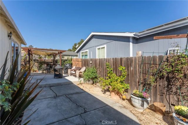 200 Island View, Lakeport, CA 95453