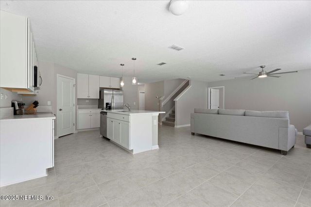 4954 BIG PINE Drive, Jacksonville, FL 32218