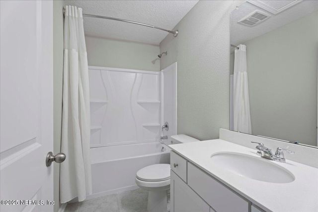 4954 BIG PINE Drive, Jacksonville, FL 32218