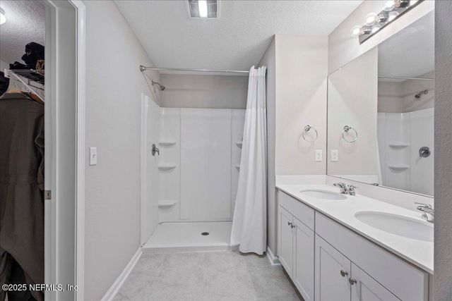 4954 BIG PINE Drive, Jacksonville, FL 32218