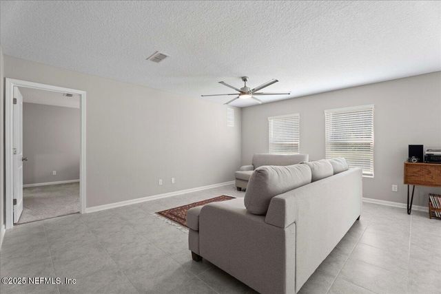 4954 BIG PINE Drive, Jacksonville, FL 32218