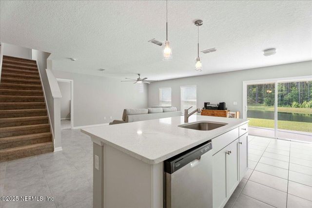 4954 BIG PINE Drive, Jacksonville, FL 32218