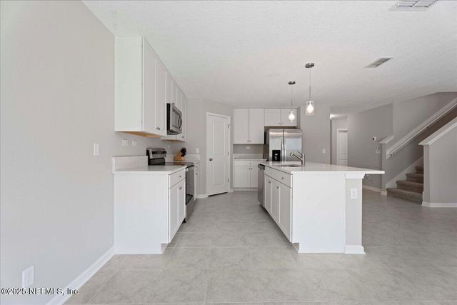 4954 BIG PINE Drive, Jacksonville, FL 32218