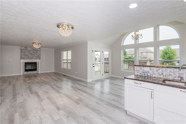 8041 Bushclover Drive, Tipp City, OH 45371