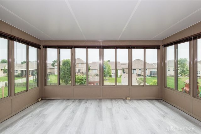 8041 Bushclover Drive, Tipp City, OH 45371