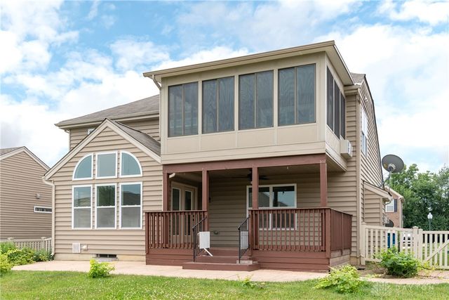 8041 Bushclover Drive, Tipp City, OH 45371