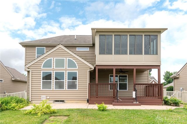 8041 Bushclover Drive, Tipp City, OH 45371