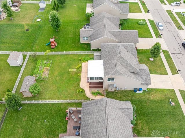 8041 Bushclover Drive, Tipp City, OH 45371
