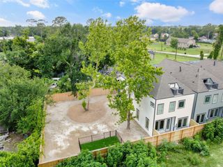 2410 Vaughn Street E, Houston, TX 77093