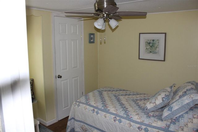 570 NE 70TH TERRACE, Ocala, FL 34470
